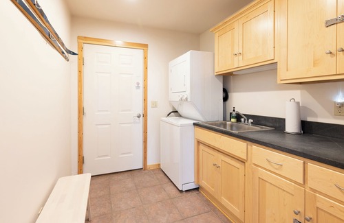 Tofte House | Special Lake Superior Townhome in Tofte, MN! 3 bdrm., 3 ba., w/Space to Gather