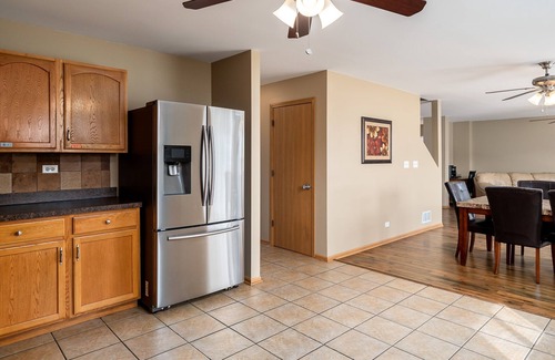 Machesney Park House | *Special Pricing*Business Friendly Newer House!