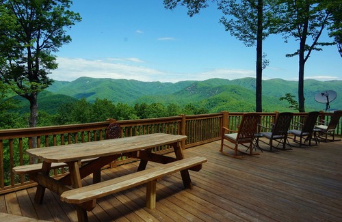 Hays Cabin | Special Rates! Near Wine Country & Parks. Great Hiking & Amazing Views!