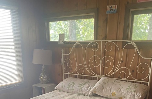 Pine Brook Cabin | Spectacle Lake cabin 5 bedrooms 2 baths located within a hour of the twin cities