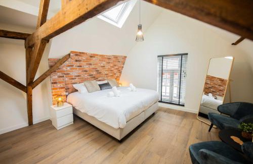 Eindhoven City Center Apartment | Spectacular 70m2 Penthouse with Terrace - R51C