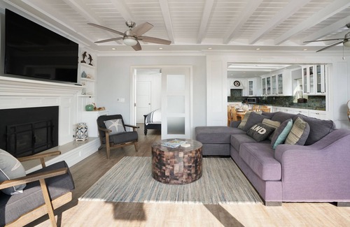 West Newport House | Spectacular Beachfront Luxury Lower Unit - Patio on the Sand