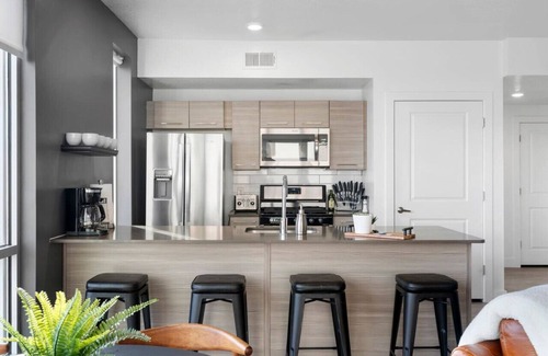 Downtown Salt Lake City Apartment | Spectacular Central City 2BD2BA