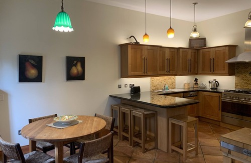 Killarney Cottage | Spectacular Coach House on The Doorstep of Killarney National Park, The Priory