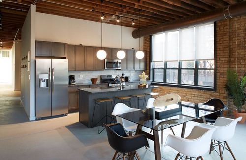 West Loop Apartment | Spectacular Corner 3BR Loft In Fulton Market | Featured In Architectural Digest