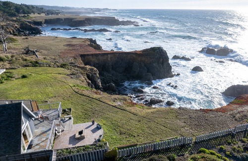 Fort Bragg House | Spectacular, dog-friendly, oceanfront studio with a loft, hot tub, and firepit