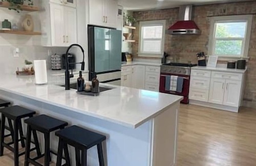 Central Business District Apartment | Spectacular Downtown Provo Loft, right in the middle of Everything!