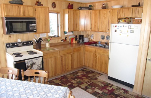 Wetmore House | Spectacular Fall Color Views! Swimming, Fishing, boat, canoe, kayaks!