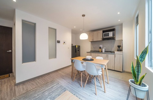 Financial District Apartment | Spectacular High-End Apartment in Chapinero Alto with Wifi