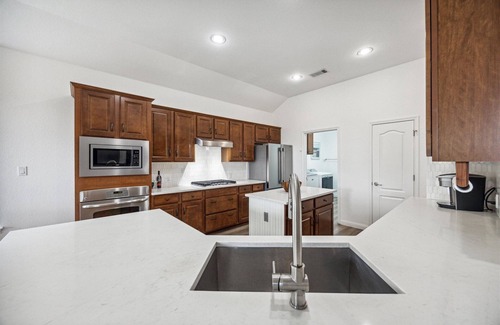 Hennig Heights House | Spectacular home perfectly located near everything!