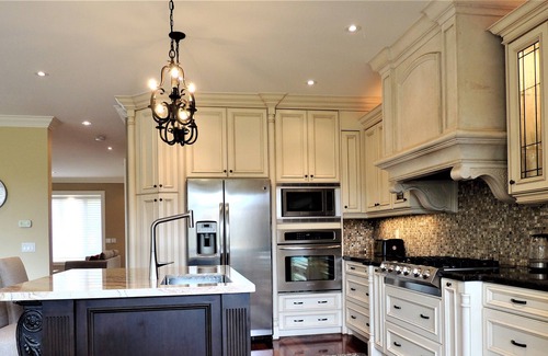 Etobicoke House | Spectacular House Backs on Creek & Park in Toronto