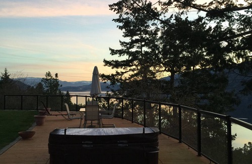 McKinley House | Spectacular Lake View Retreat#30 days rule#