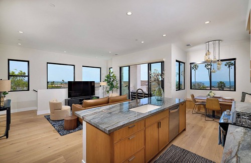 Olde Carlsbad Apartment | Spectacular Ocean Views, 2-bedroom ADU for high-end living.