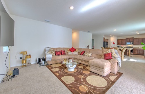 Balm House | Spectacular Retreat 5BD l12PPL l Heart of Tampa FL