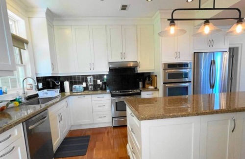Trent Lakes Cottage | Spectacular Sandy Lake Luxury Lake Home