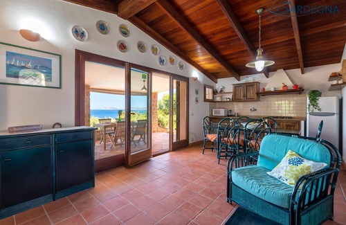 Alghero Villa | Spectacular sea view location with direct access to the coast