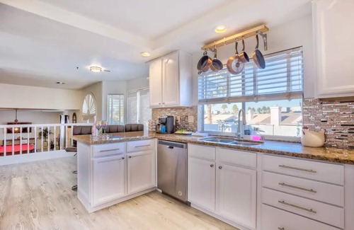 Green Valley North House | Spectacular spacious home with private pool