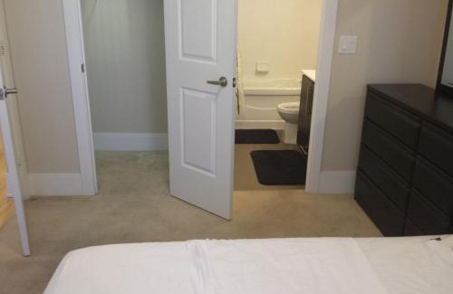 Downtown Mississauga Apartment | SPECTACULAR VIEW, 2 BEDROOMS FURNISHED CONDO and BEST LOCATION