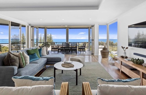 Sapphire Beach Apartment | Spectacular Views, Steps to Beach, Sleeps 6,