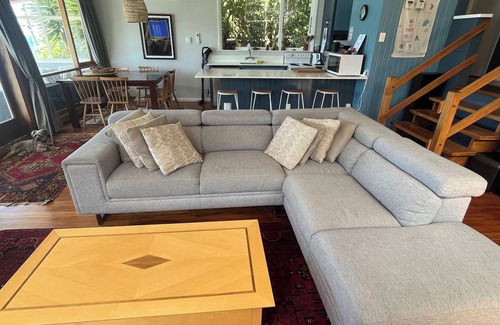 Wainui House | Spectacular views at Wainui Waterfront haven - Piwakawaka Retreat