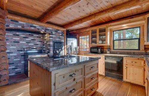 Zephyr Cove House | Spectacular Views of the lake, (ZC228)