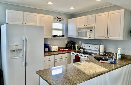 Treasure Island Condo | Spectacular Waterfront Views! 2nd Fl, 2BR 2BA Bayside Unit, Private Balcony