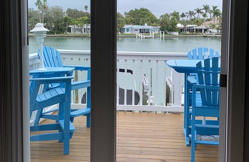 Treasure Island Condo | Spectacular Waterfront Views! 2nd Fl, 2BR 2BA Bayside Unit, Private Balcony