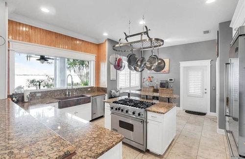 Cypress Gardens House | Spectacular Waterfront Home in Winter Haven