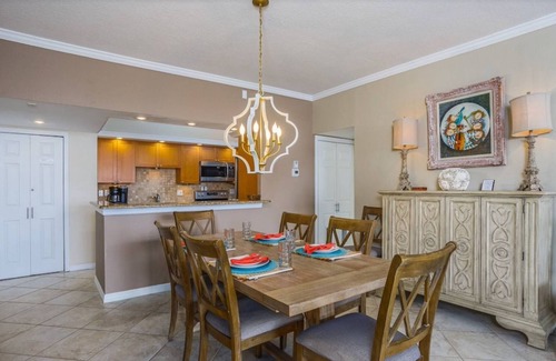 Siesta Key Condo | Spectacular Waterfront - Panoramic Views of Intercostal 3 Bed- 2 Bath