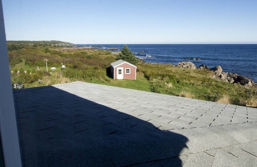 Sampson Cove House | Spectacularly situated on the beach on the cliffs of Cape Breton with private beach