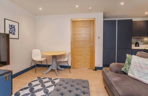 York Apartment | Spen Lane Apartments, York City Centre, sleeps 4