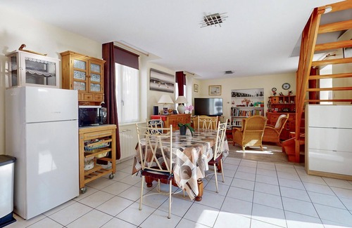 Dol-de-Bretagne House | Spend a relaxing time in the ideally located cottage.