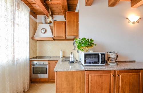 Comano House | Spend an unforgettable vacation in this vacation home.