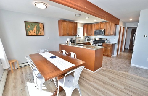 Suttons Bay House | Spend Summer on Beautiful West Bay!