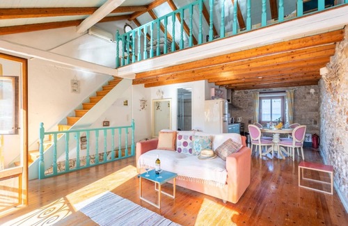 Longos Apartment | Spiros Jetty House - One Bedroom Apartment, Sleeps 4