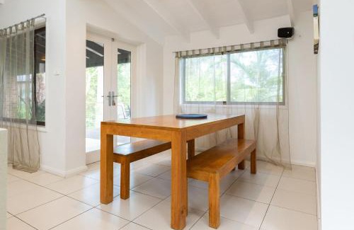 Elizabeth Beach House | Splash