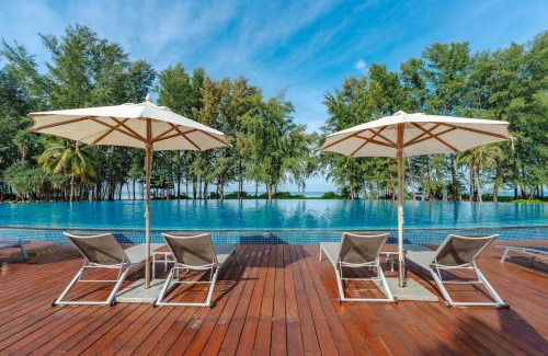 Mai Khao Resort | Splash Beach Resort, Maikhao Phuket