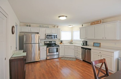 Ottawa House | Splash Haven | 2 Bed, 2.5 Bath