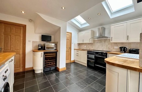 Kidlington House | Splendid 3 Double Bedroomed House near Oxford