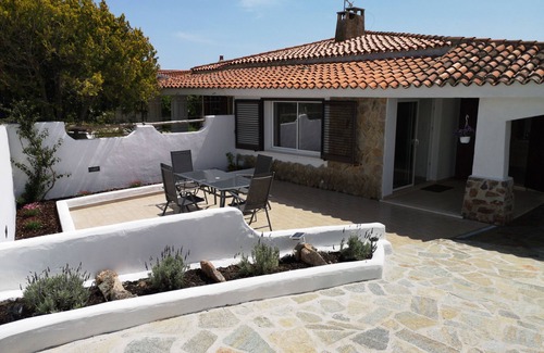 Olbia House | Splendid cottage a few meters from the sea