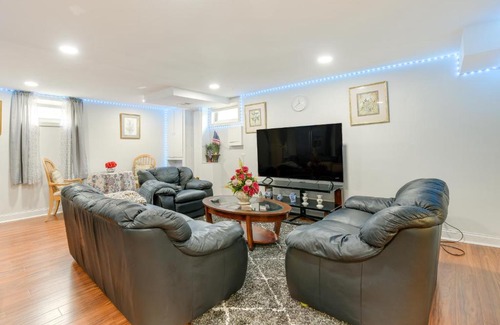 Hyattsville House | Splendid Hyattsville Home 7 Mi to Capitol!