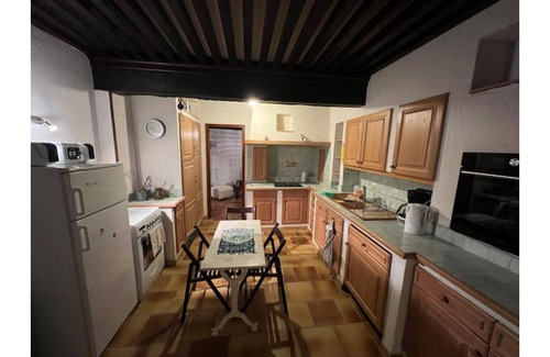 Bouge-Chambalud Villa | Splendid large country house