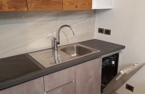 Sauze d'Oulx Apartment | Splendid studio flat in the center of Sauze completely renovated, with terrace and view