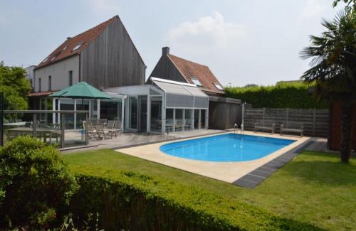 Godveerdegem Villa | Splendid villa in Flemish Ardennes with pool, cleaning included