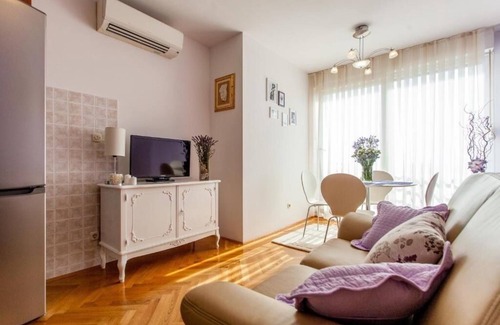 Znjan Condo | Split Beach Harmony