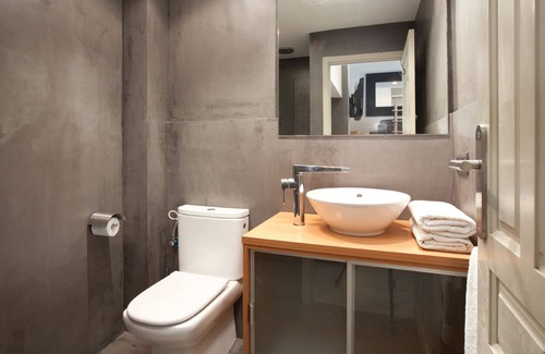 Barceloneta Apartment | Split-level apartment in Barceloneta near sea