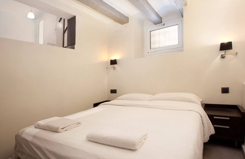 Barceloneta Apartment | Split-level apartment in Barceloneta near sea
