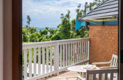 Angourie House | Spooky Beach Lodge - Oceanstays