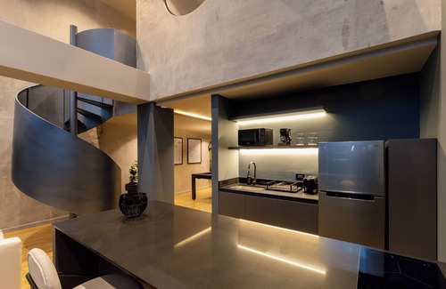 Las Lomas I Hotel | Spot Building