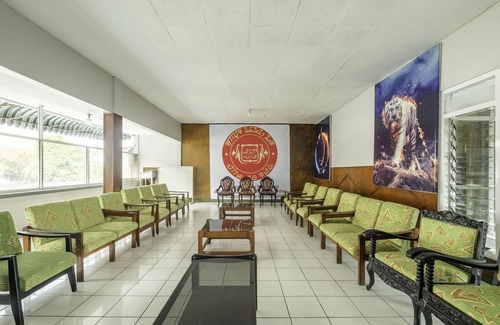 Tasikmalaya Hotel | SPOT ON 1970 Hotel Priangan
